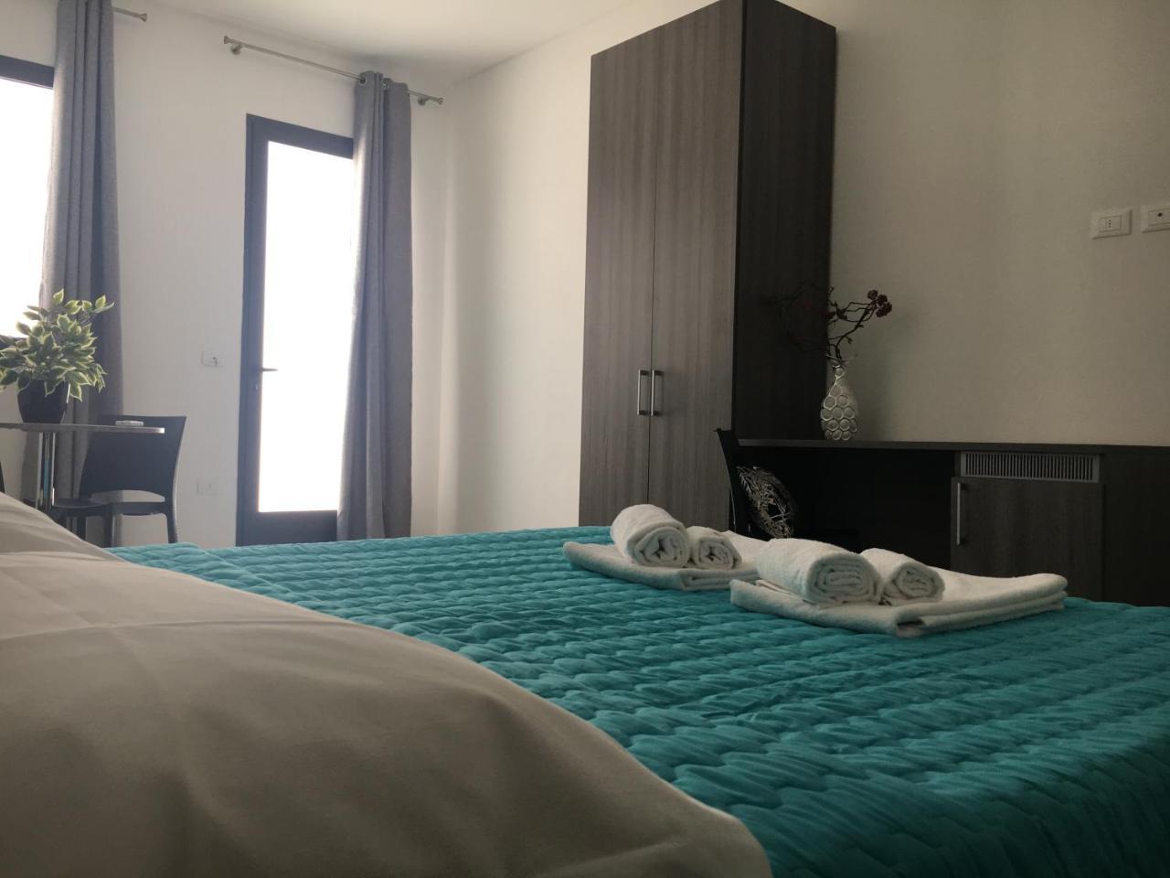 B&B Costa Azzurra Порто Чезарео Екстериор снимка