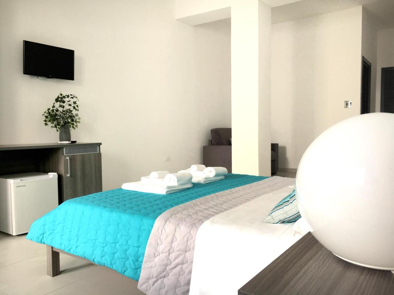 B&B Costa Azzurra Порто Чезарео Екстериор снимка