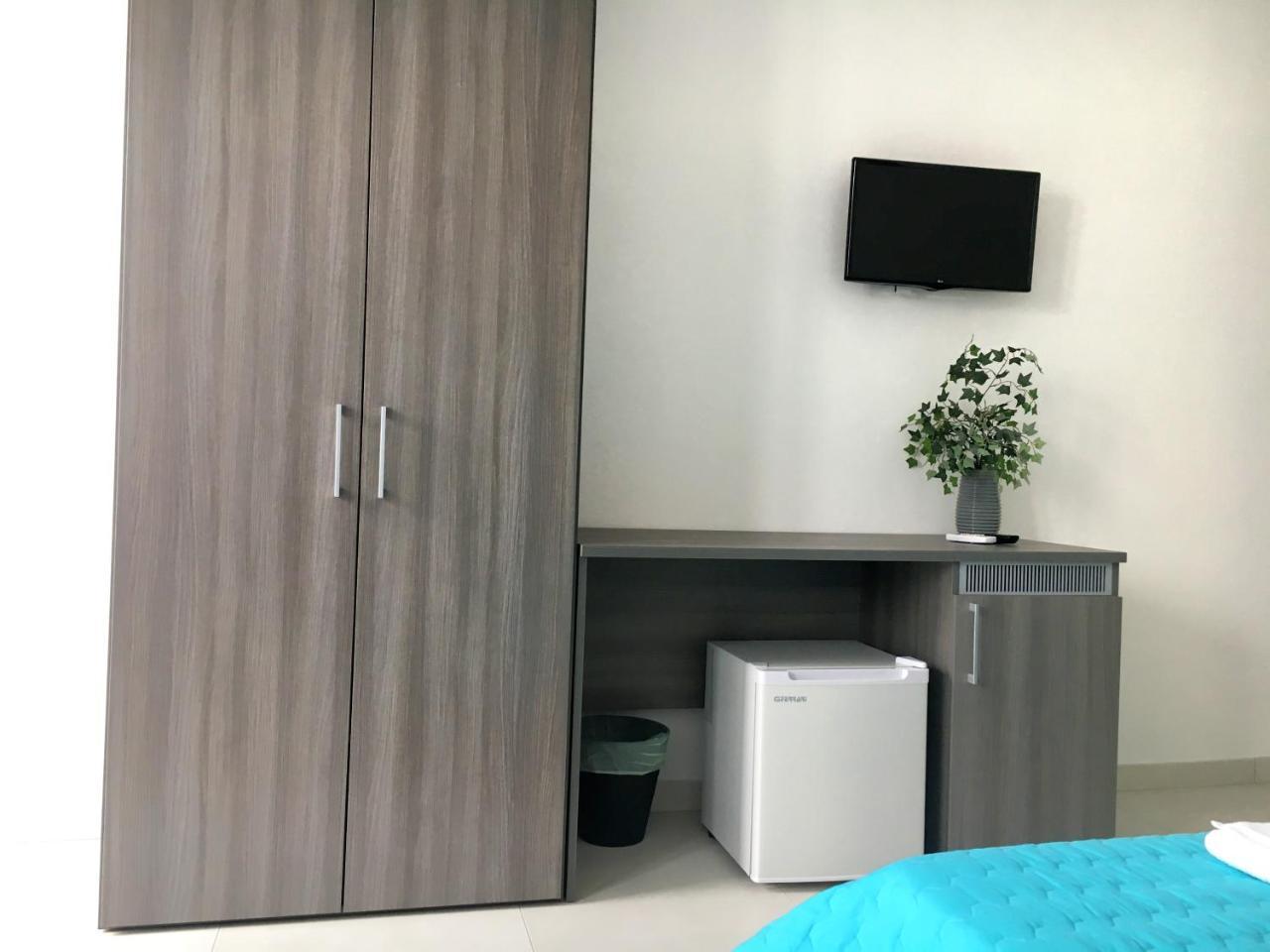 B&B Costa Azzurra Порто Чезарео Екстериор снимка