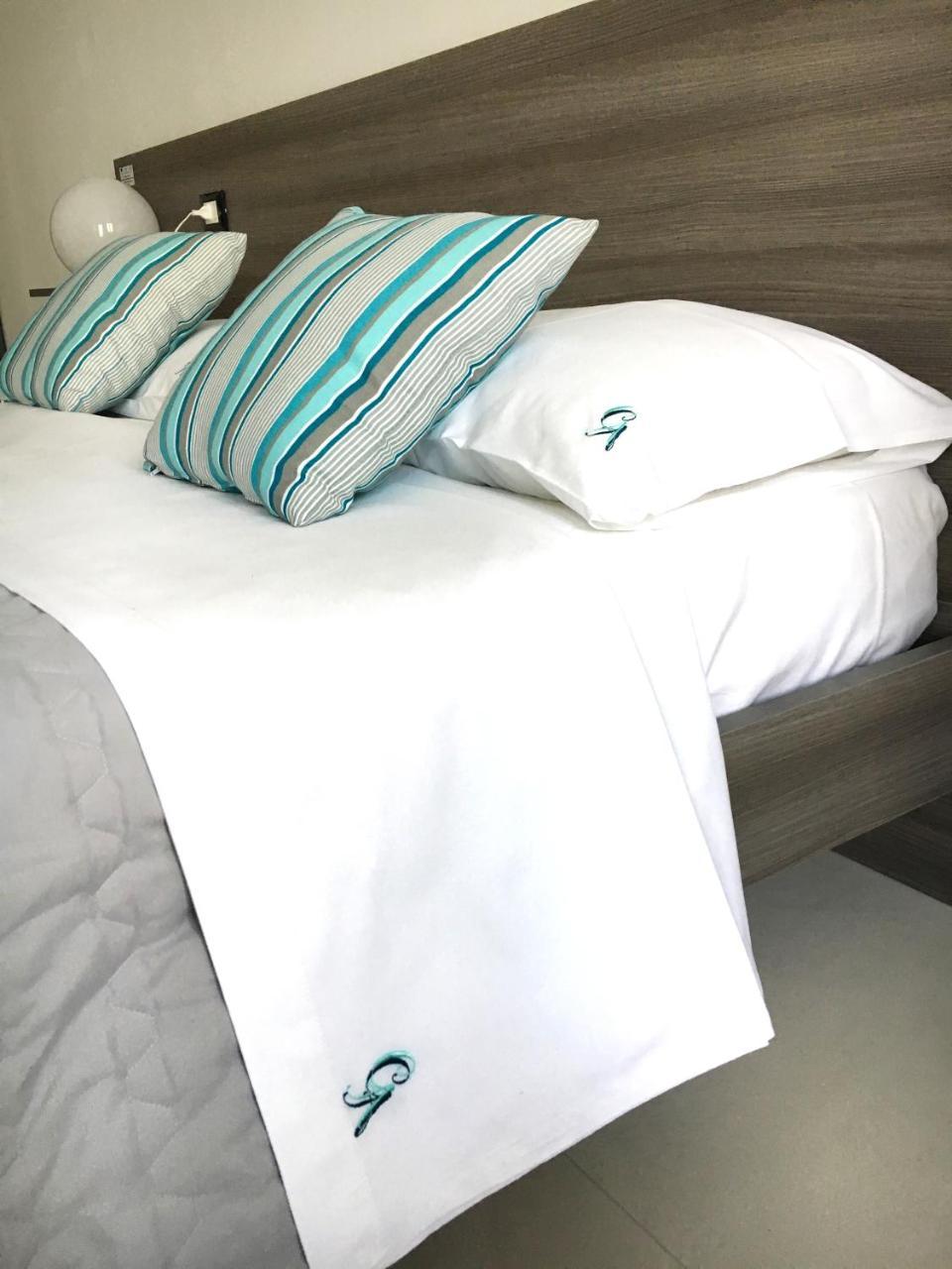 B&B Costa Azzurra Порто Чезарео Екстериор снимка